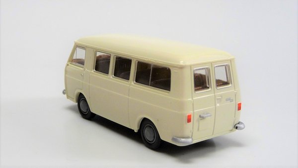 Fiat 238 Bus weiß Brekina TD 34400 1/87