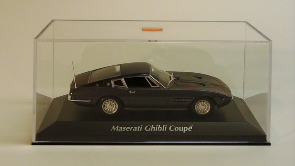 Maserati Ghibli Maxichamps 123320  1/43