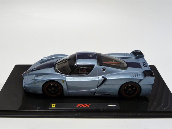 Ferrari FXX metallic-blau Hot Wheels Elite N5611