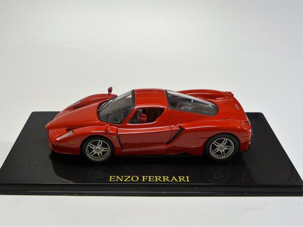 Ferrari Enzo rot  IXO/Altaya/SpecialC. 1/43