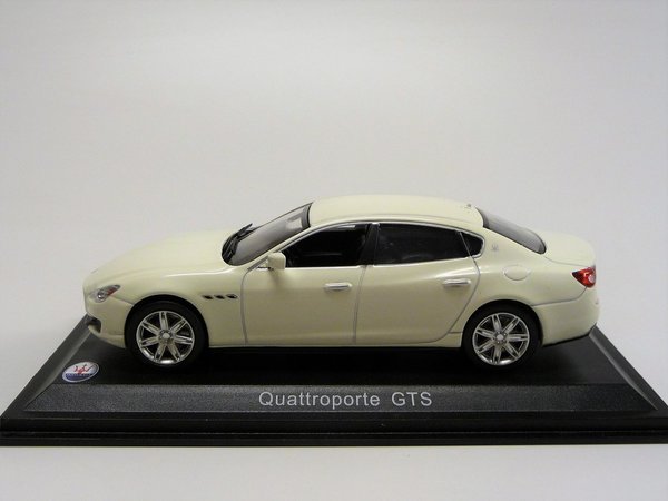 Maserati Quattroporte GTS (V) Whitebox S026  1/43