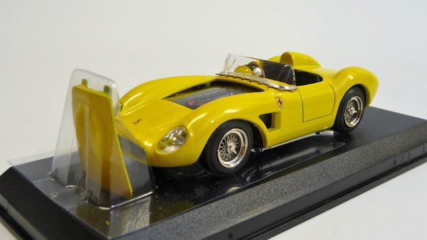 Ferrari 500 TRC 1956 gelb Art Model ART015 1/43