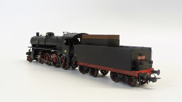 FS Gr.744.119 Caprotti Dampflokomotive Ep.III Rivarossi HR2459