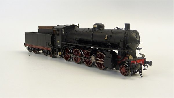 FS Gr.744.119 Caprotti Dampflokomotive Ep.III Rivarossi HR2459