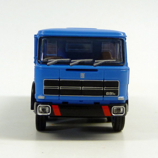 Fiat 691 Millepiedi blau LKW Brekina 58531 1/87