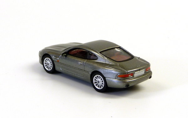 Aston Martin DB7 Coupe metallic grau PCX870106 1/87